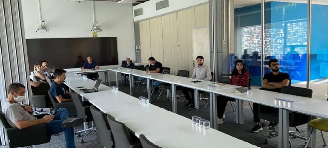 Başakşehir Living Lab Girişimcileri ve Başakşehir Belediyesi Meeting Up Etkinliğinde Buluştu