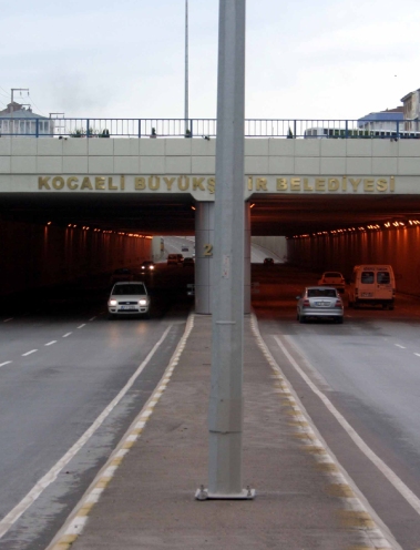 DERINCE D-100 HIGHWAY UNDERPASS CONSTRUCTION
