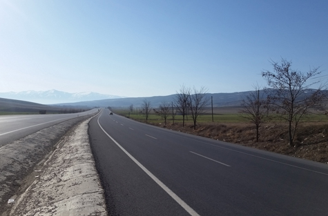AKŞEHIR-AFYON ROAD ENGINEERING STRUCTURES AND ROAD CONSTRUCTION WORK