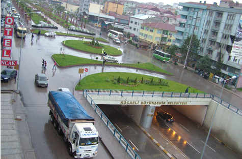 DERINCE D-100 HIGHWAY UNDERPASS CONSTRUCTION