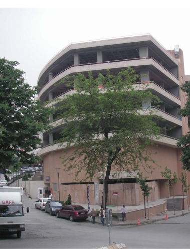 Beşiktaş Gayrettepe Parking Lot